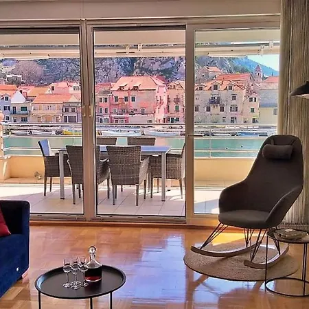 Mitra Zonata Pink Apartman Omiš Kültér fotó