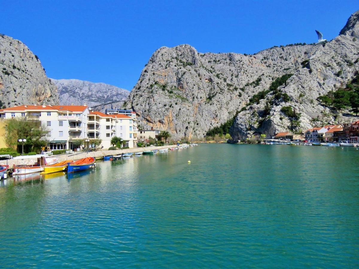 Apartment Mitra Zonata Pink Omis