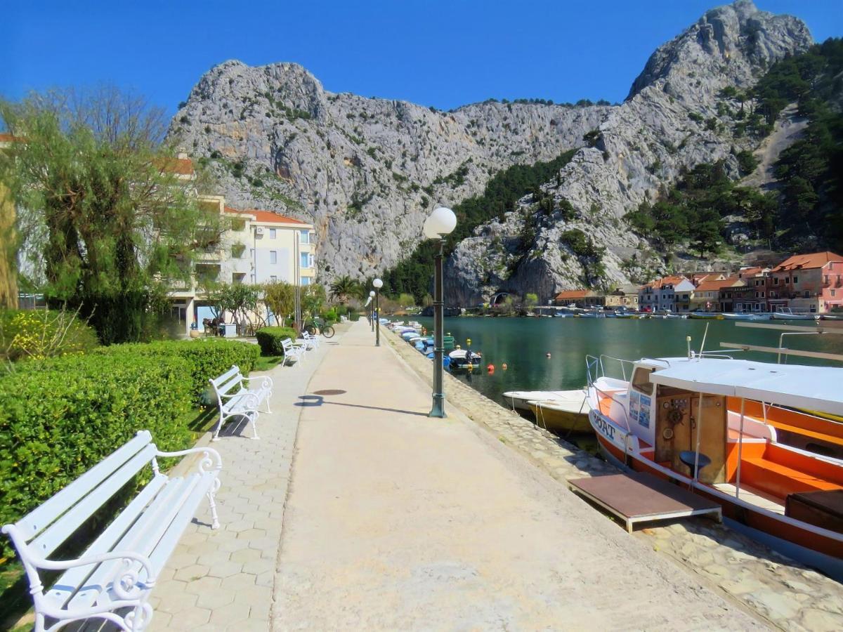 Apartment Mitra Zonata Pink Omis